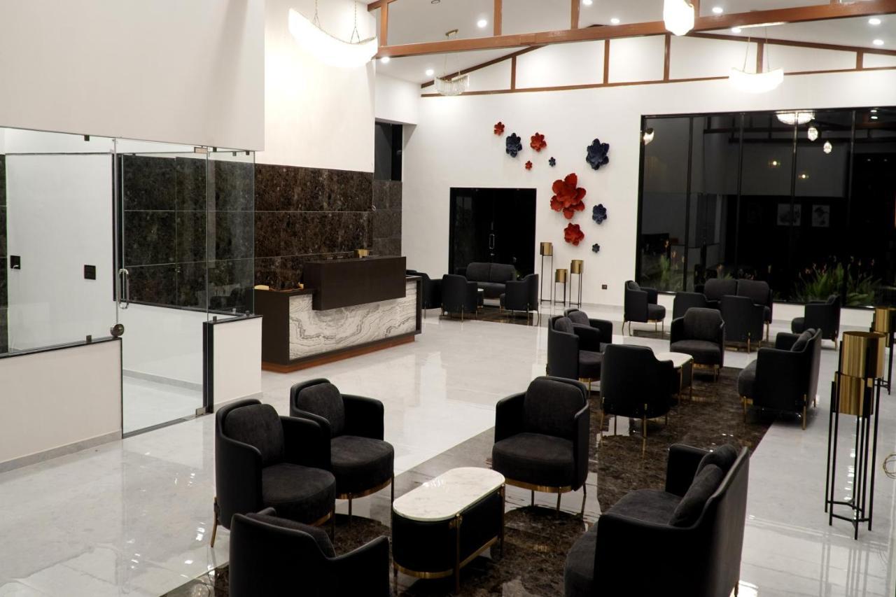 Shanti Resorts Valsad Extérieur photo
