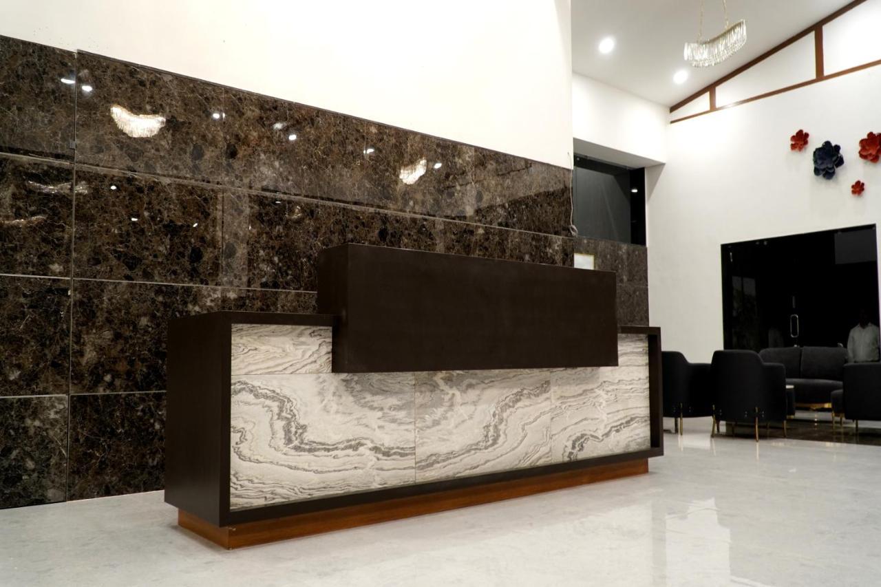 Shanti Resorts Valsad Extérieur photo
