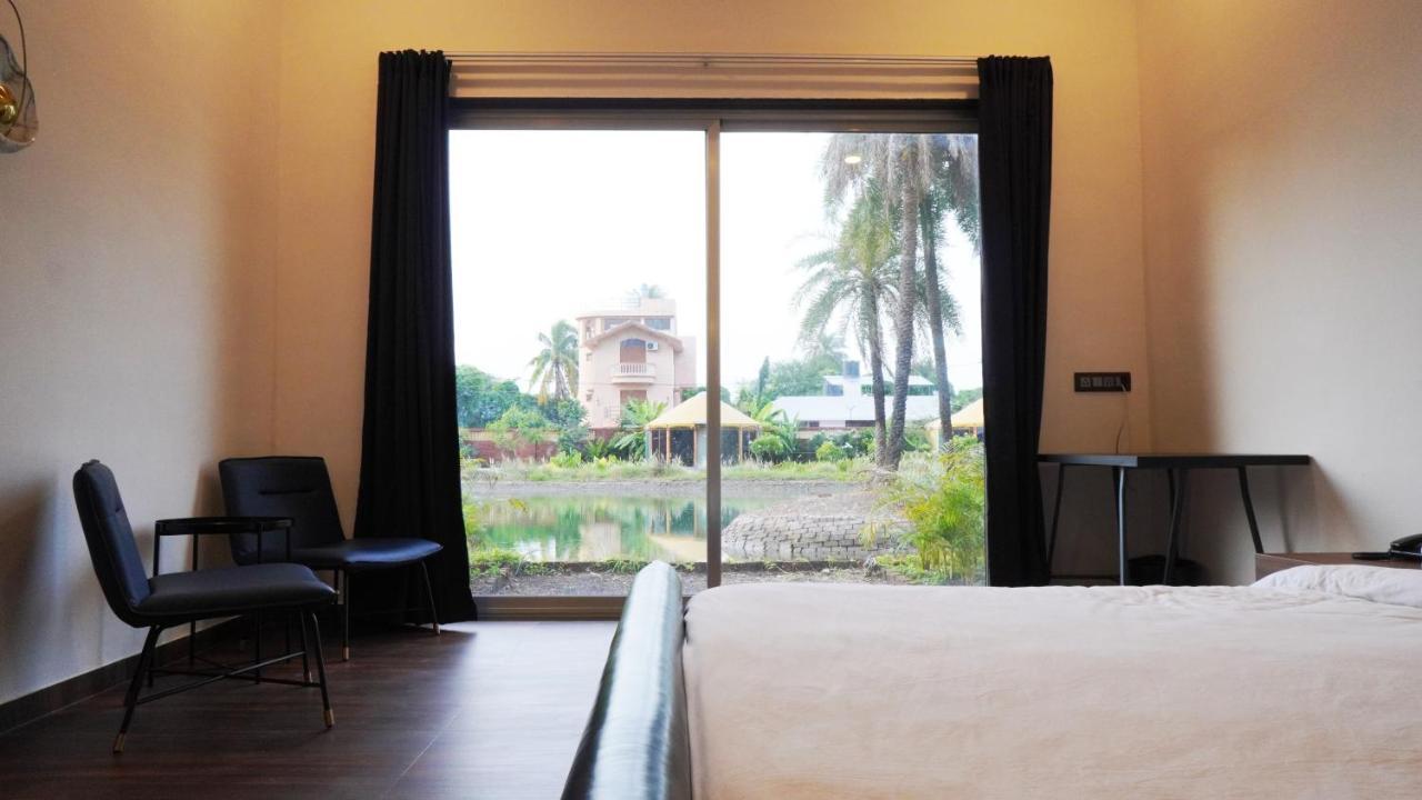 Shanti Resorts Valsad Extérieur photo